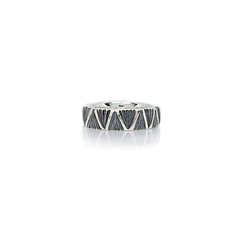 Handmade silver 925 sterling silver notched ring fine version - General Rings - Sterling Silver Silver