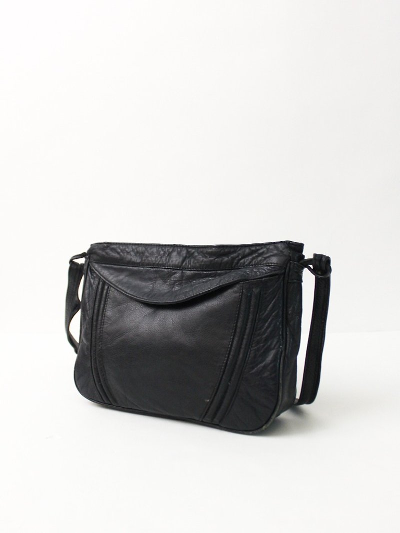 Retro Classic Elegant Black Leather Side Backpack Shoulder Bag European Antique Bag European Vintae Bag - กระเป๋าแมสเซนเจอร์ - หนังแท้ สีดำ