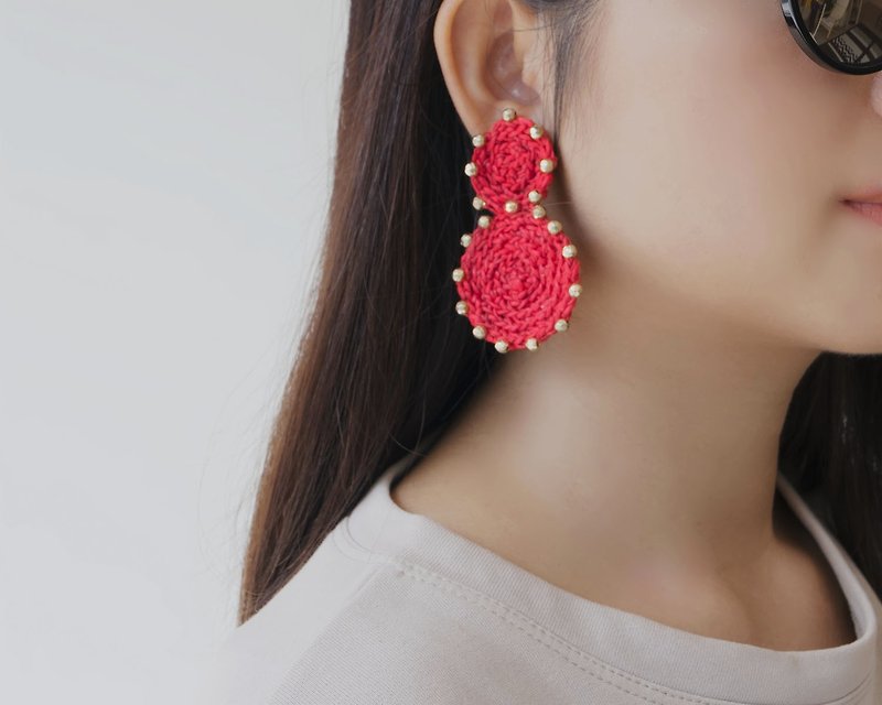 Rachaburi earrings (clip-on / piercing) - 耳環/耳夾 - 其他材質 紅色