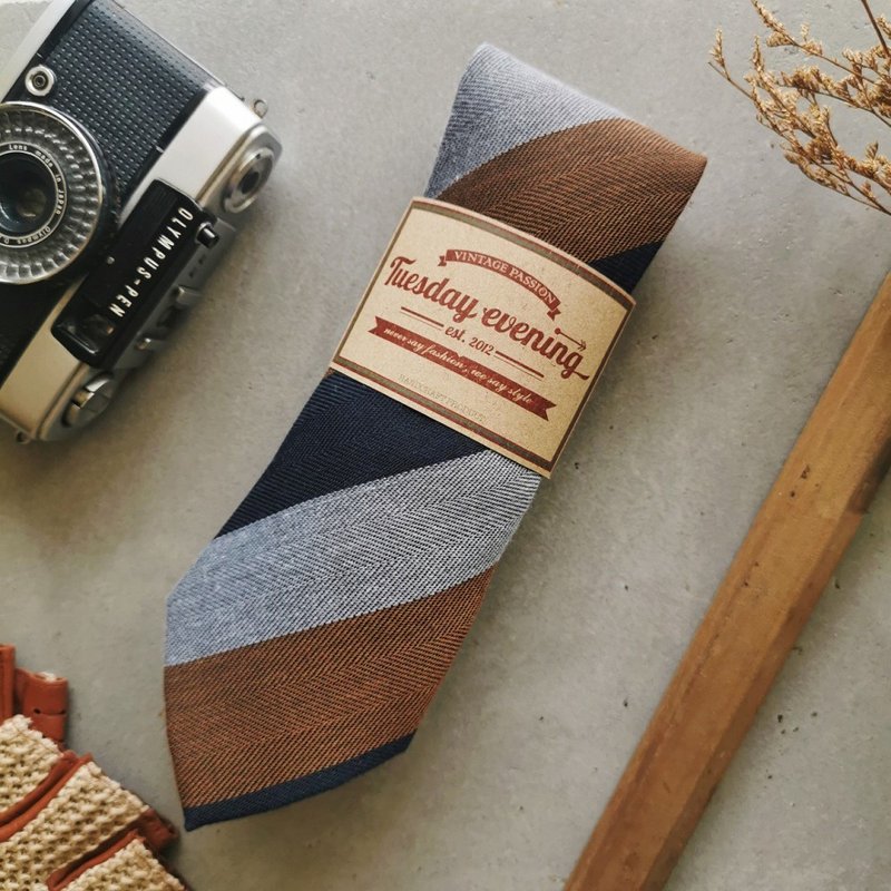 Necktie Navy Blue Brown Earth tone stripe | 8cm - เนคไท/ที่หนีบเนคไท - ผ้าฝ้าย/ผ้าลินิน หลากหลายสี