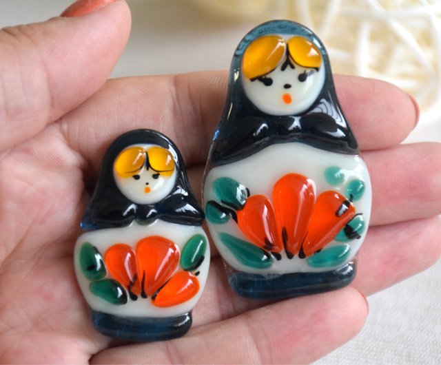 glass nesting dolls