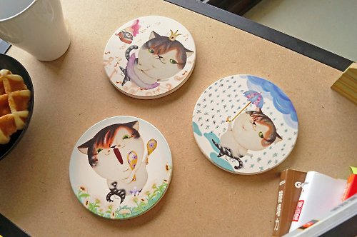 猴猴玩花樣 Kiyumi快樂貓環保陶瓷吸水杯墊(森巴扭扭/雨中漫步/優雅芭蕾)