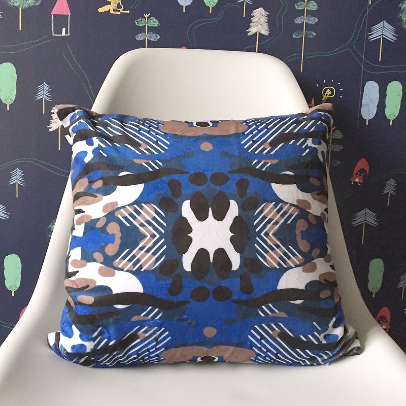 Navy blue camouflage pillow fluff pillowcase (pillow core not included) - หมอน - เส้นใยสังเคราะห์ สีน้ำเงิน