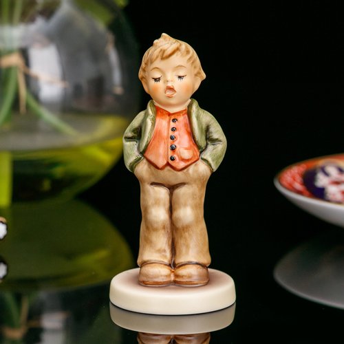 ゲーベル社 フンメル人形 A tuneful trio 美品 ドイツ製 ゲーベル フンメル ヒンメル人形 合唱団 陶器人形