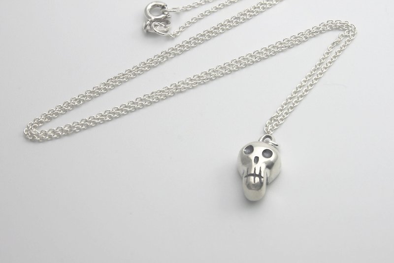 Skull small skull ﹝ ﹞ minimalist style handmade sterling silver necklace - Necklaces - Other Metals 