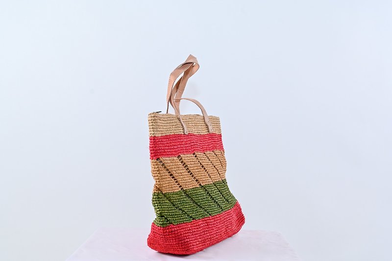 HANDMADE KNIT - RAFFIA BAG - Handbags & Totes - Plants & Flowers Multicolor
