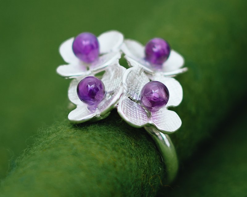Hydrangea ring - Amethyst - flower - hypo-allergenic - adjustable size ring - แหวนทั่วไป - เงิน สีเงิน