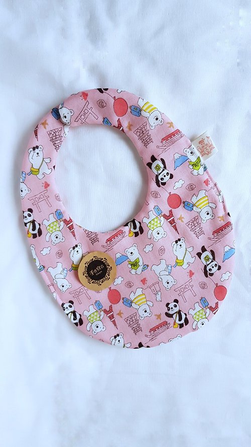 Akpn手作宣言 貓熊北極熊遊日本-粉色-八重紗100%cotton雙面蛋型圍兜.口水巾