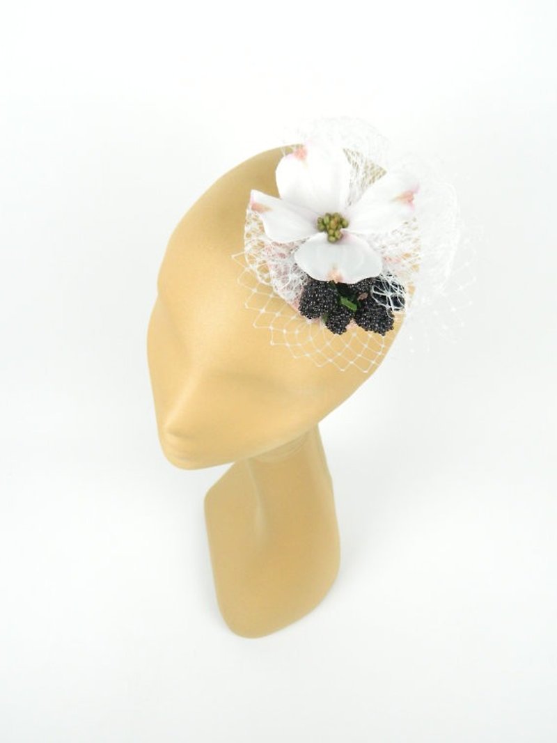 Fascinator Headpiece Hair Clip Pink and White Silk Flower Blackberries and Veil - 髮飾 - 其他材質 粉紅色
