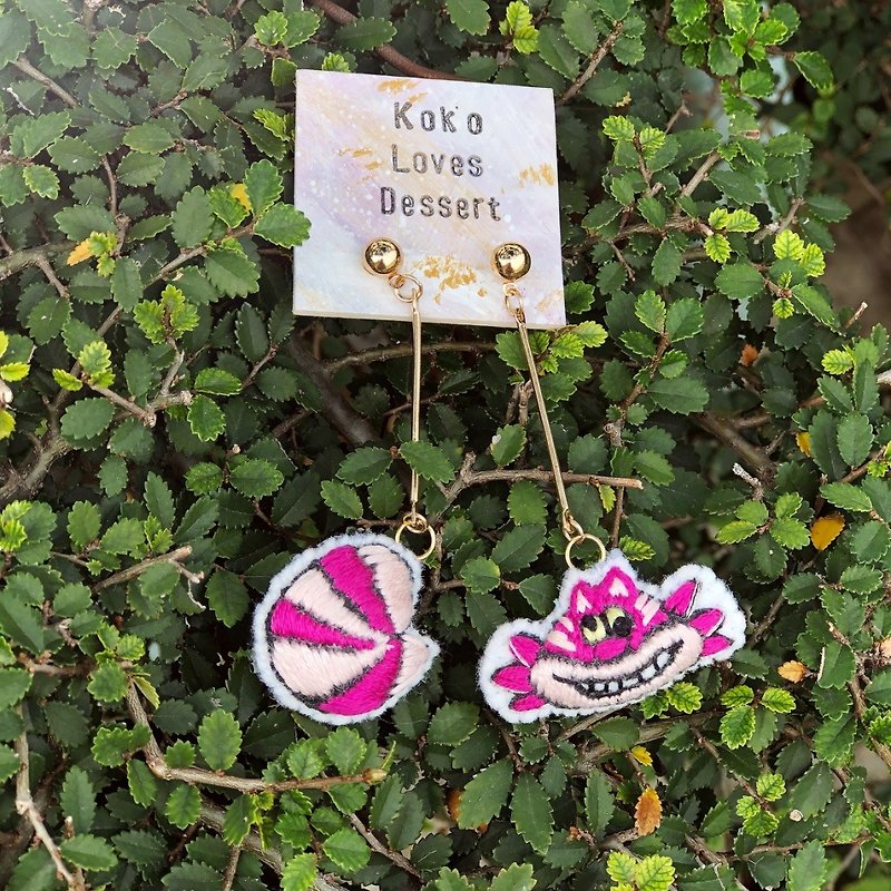 Koko Loves Dessert // I sold my youth to you - Laughing Cat Earrings - Earrings & Clip-ons - Thread Purple