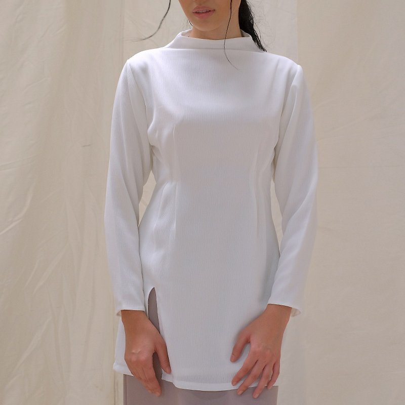 AME KURUNG WOMEN (WHITE) - 女上衣/長袖上衣 - 絲．絹 白色
