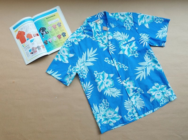 Vintage Shirt / 80's to send you light blue fluorescent bouquet A - Women's Shirts - Other Materials Blue
