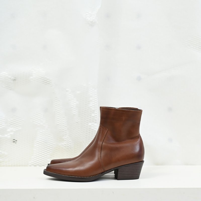 英倫風-小筒圍切割尖頭短靴-棕色 - 女短靴/中筒靴 - 真皮 咖啡色