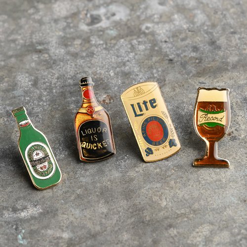 Vintage Pins 復古別針 - Shop GoYoung Vintage Badges & Pins - Pinkoi