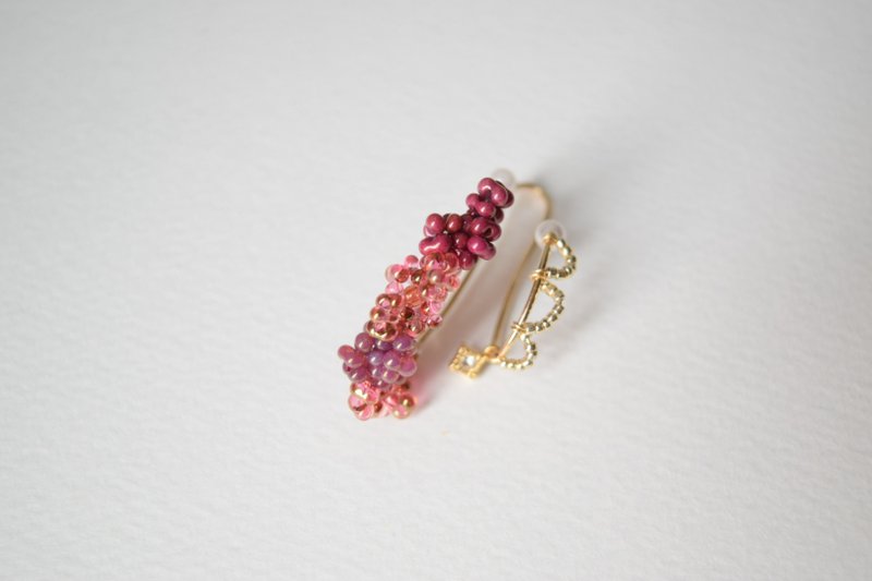 14K gold filled ear cuff【片耳　one ear】 - 袖扣 - 玻璃 紅色