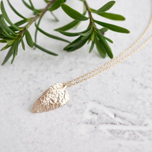 Eupatorium leaf necklace [P089K10]