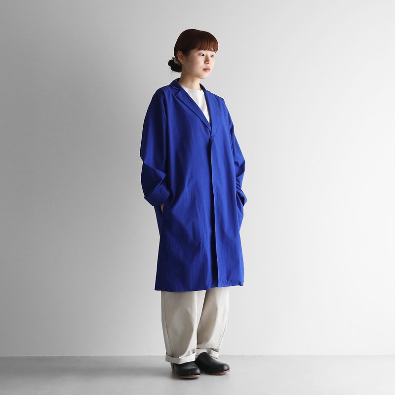 【HUIS】遠州織物タイプライタークロスオーバーシャツコート・コバルトブルー - 西裝外套 - 棉．麻 藍色