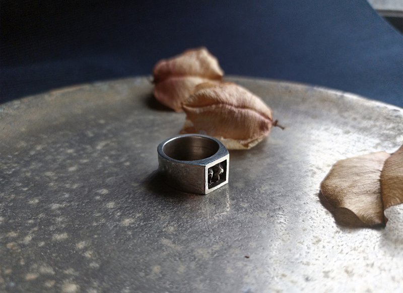 【Broken Stone Series】—Dig Sterling Silver Ring - แหวนทั่วไป - เงินแท้ 