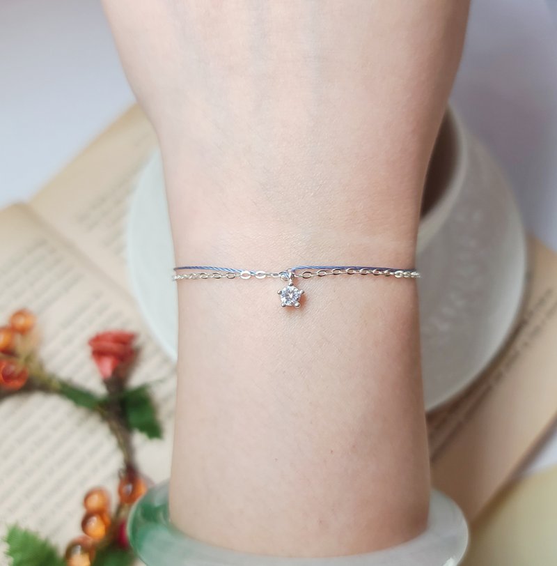 Paragraph 925 sterling silver rope chain Prong Diamond Star happiness red line Silver chain bracelet Silver platinum wire - สร้อยข้อมือ - เส้นใยสังเคราะห์ สีเทา