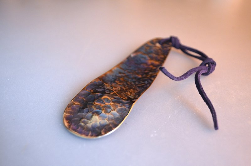 shoehorn・・titanium・Premium Titanium Shoehorn・Round Hammered Finish 112mm - อื่นๆ - โลหะ หลากหลายสี