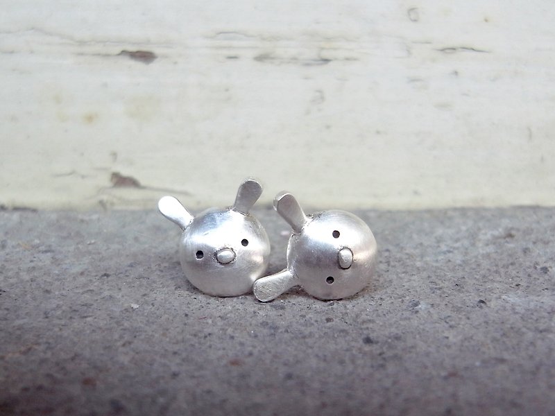 Tiny Rabbit--Sterling Silver--Silver Rabbit --Cute Bunny Stud Earrings - Earrings & Clip-ons - Silver Gray