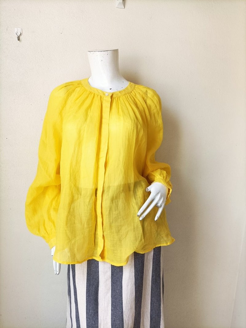 Banana Republic Women's Ramie blouse Size S - Women's Shirts - Cotton & Hemp Yellow