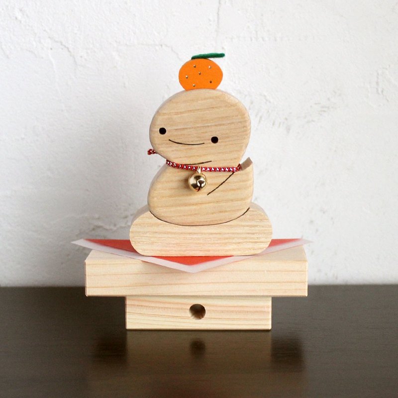 Snake wooden zodiac figurine Minorimochi 2025 New Year decoration - ของวางตกแต่ง - ไม้ 