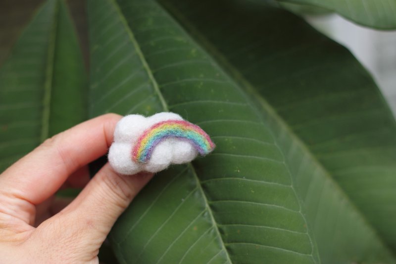 Rainbow hand-dyed wool mini rainbow cloud brooch is available for immediate bidding. - Brooches - Wool Multicolor