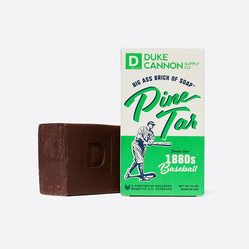 Duke Cannon BIG ASS Pine Tar Big Soap - สบู่ - พืช/ดอกไม้ สีนำ้ตาล