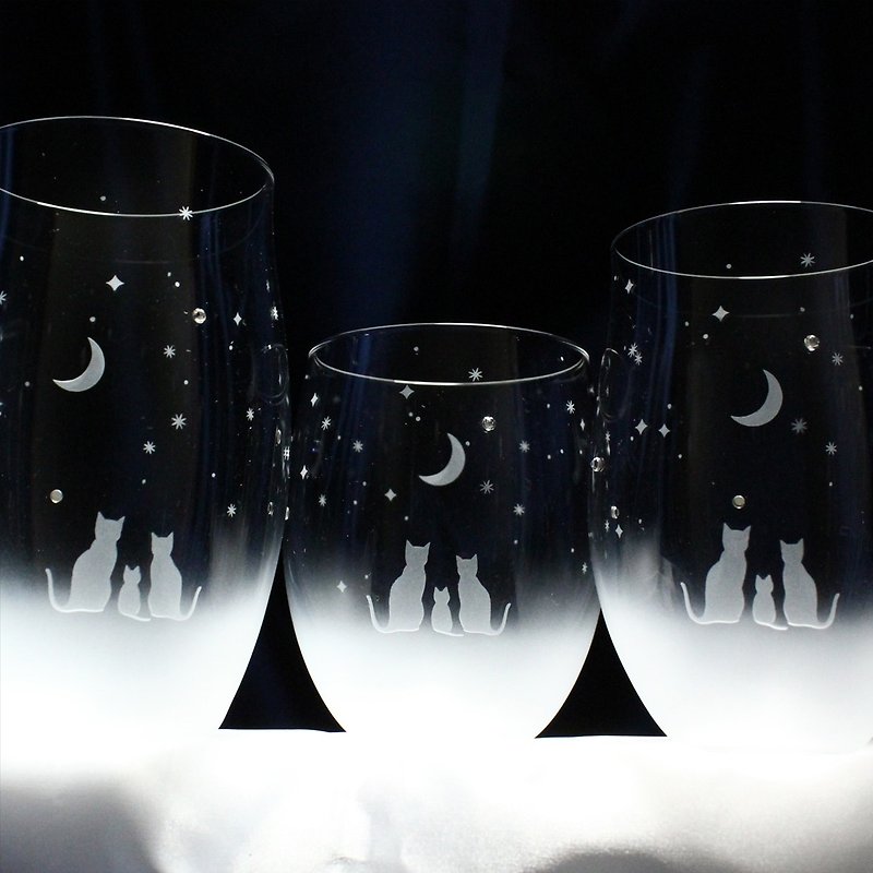 家族でみる三日月の夜空   猫モチーフのグラス　親子グラスセット  名入れ加工対応品(別売りオプション) - グラス・コップ - ガラス 透明