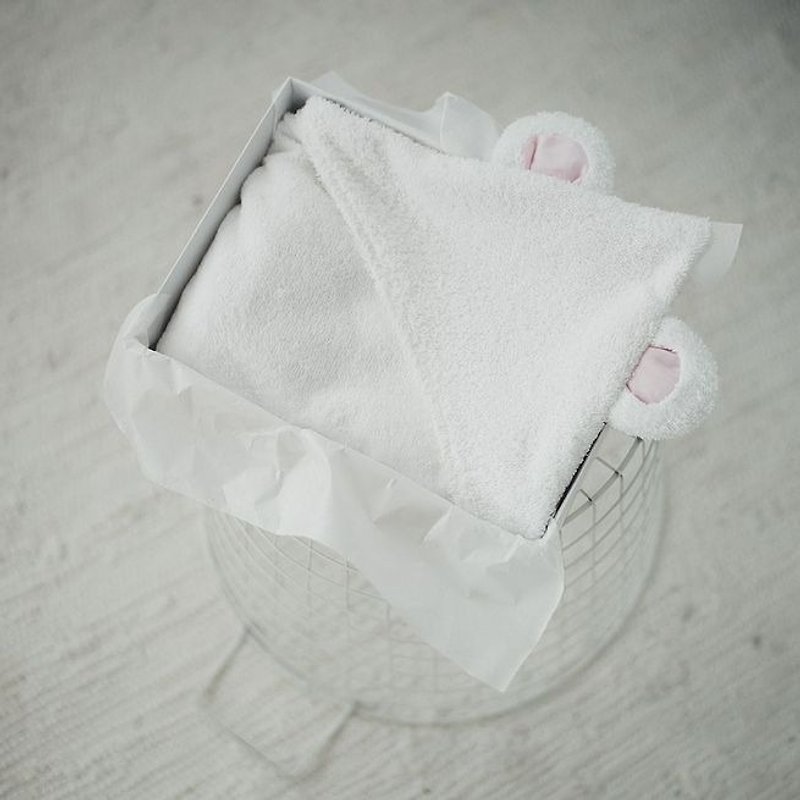 Hooded baby girl towel decorated with pink mouse ears - 彌月禮盒 - 棉．麻 白色