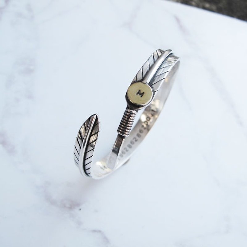[Handmade custom silver jewelry] feather sterling silver bracelet | - สร้อยข้อมือ - เงินแท้ ขาว