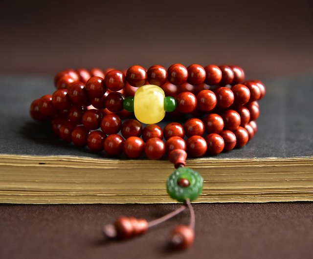 Little Leaf Red Sandalwood] Red Sandalwood Sandalwood Amber Wax 108 Buddha  Beads - Shop shan mu Bracelets - Pinkoi