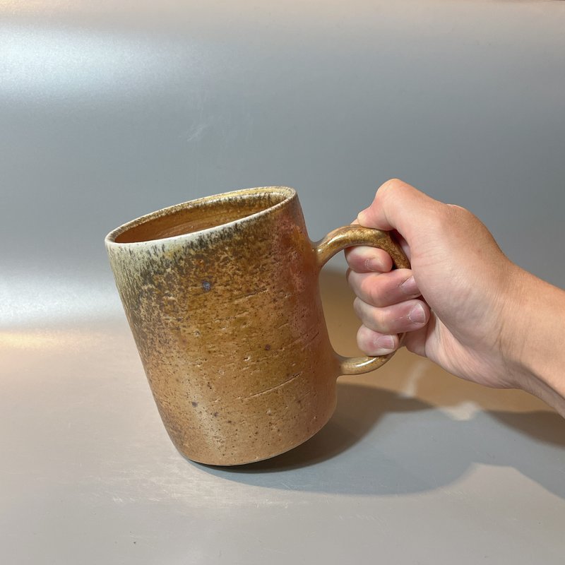 柴燒600cc白陶超大馬克杯 / 啤酒杯 / 小平凡手作 - 茶壺/茶杯/茶具 - 陶 