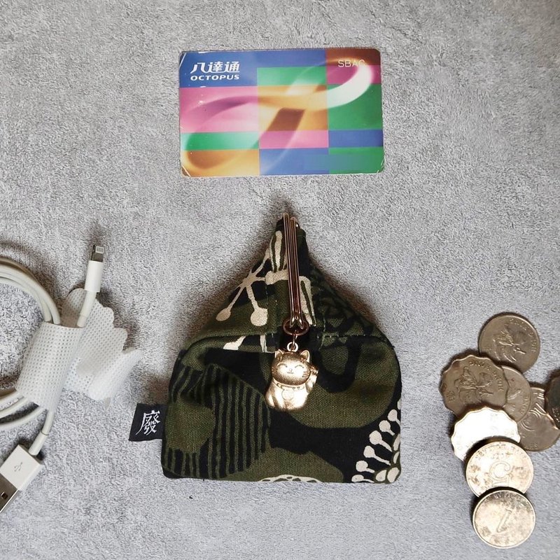 招財貓飯糰口金零錢包 多用途小包 - 皮夾/長短夾/錢包 - 棉．麻 