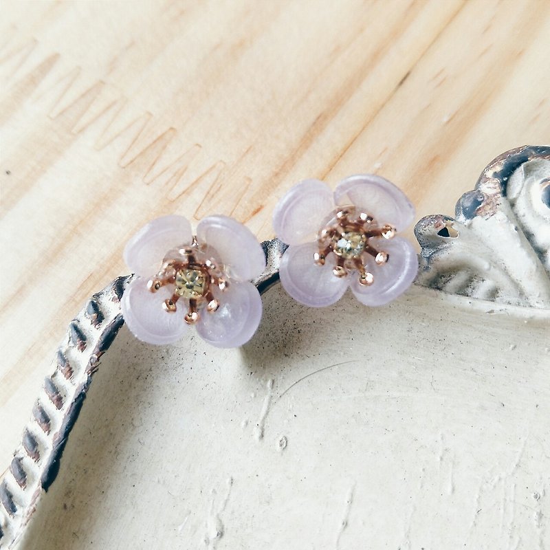 momolico 桃子莉可 幸運草耳環 紫  可改夾式 - 耳環/耳夾 - 其他材質 紫色