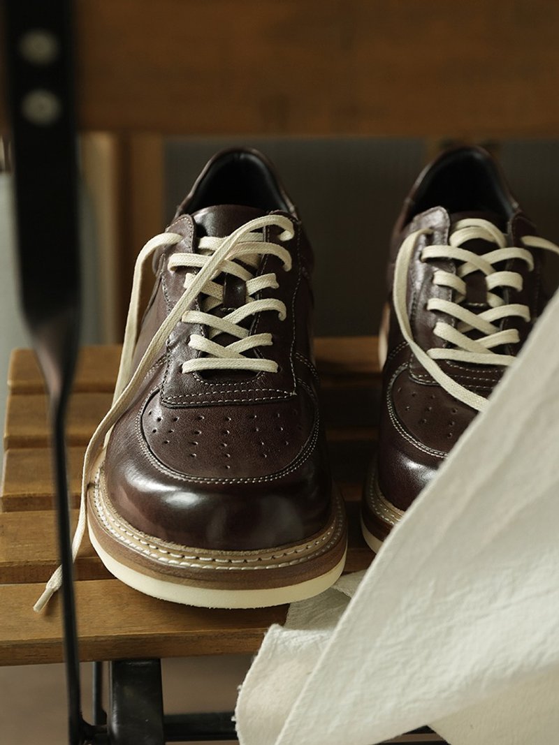 美式復古真皮圓頭厚底縫線低幫板鞋簡約做舊透氣工裝鞋 - 男款休閒鞋 - 真皮 咖啡色