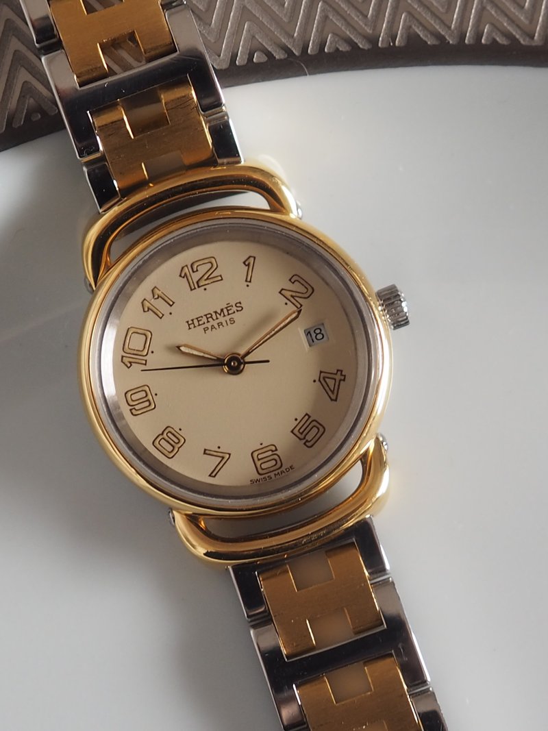 HERMES エルメス プルマン ウォッチ 腕時計 ゴールド シルバー コンビ レディース ヴィンテージ - 女錶 - 不鏽鋼 金色