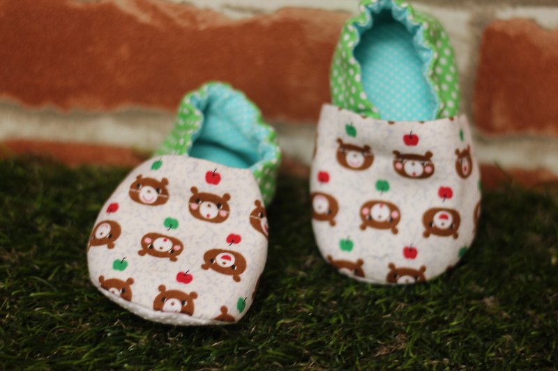 Bear and Apple <Green> toddler shoes - รองเท้าเด็ก - ผ้าฝ้าย/ผ้าลินิน สีเขียว