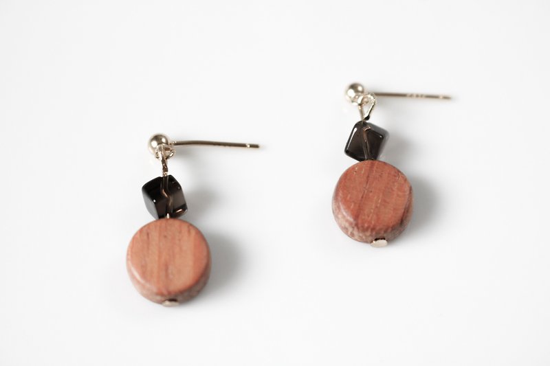 -[Uncut Wood]-| Japanese crystal earrings series - Earrings & Clip-ons - Crystal Brown