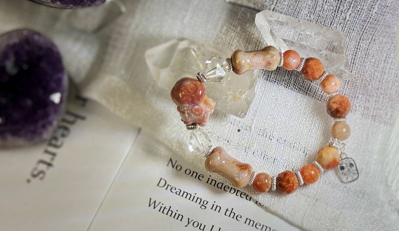 CaiYI&CaiYi Fleeting Energy Healing Crystal Bracelet/Coral Jade/Limited Edition Dog Style Bracelet - สร้อยข้อมือ - คริสตัล 