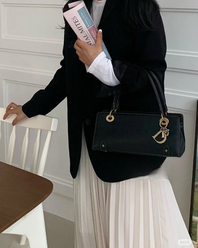 Dior 橫版黛妃 經典vintage黑色荔枝皮手提腋下包Y2K - 側背包/斜背包 - 真皮 黑色