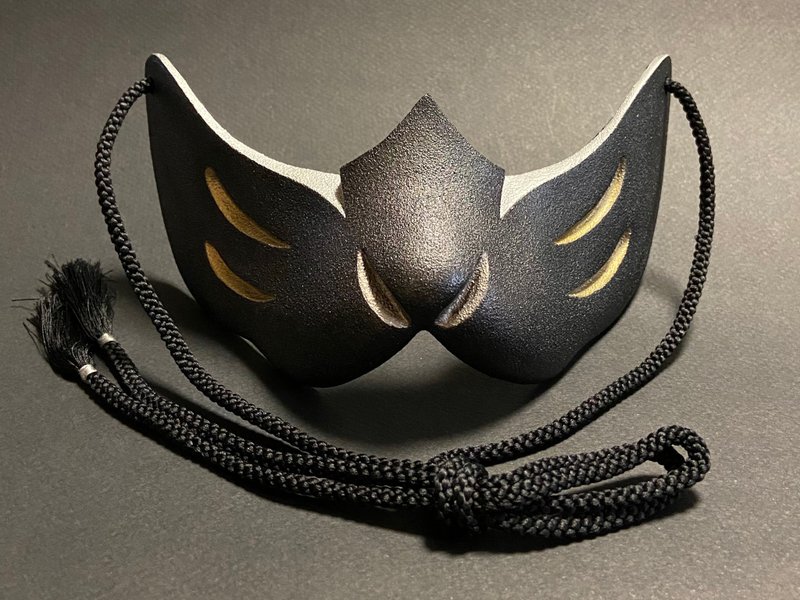 狐面 Half  Metallic Ver,    Silver/Gold - 口罩/口罩收納套 - 塑膠 黑色
