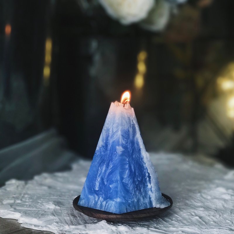 Fragrance Candle/ Handmade Christmas Gift (blue Candle Mountain) - เทียน/เชิงเทียน - ขี้ผึ้ง สีน้ำเงิน