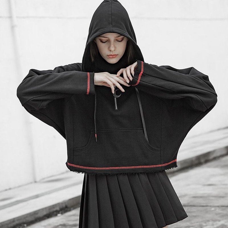 月牙街頭巫帽衛衣 - 女上衣/長袖上衣 - 棉．麻 黑色