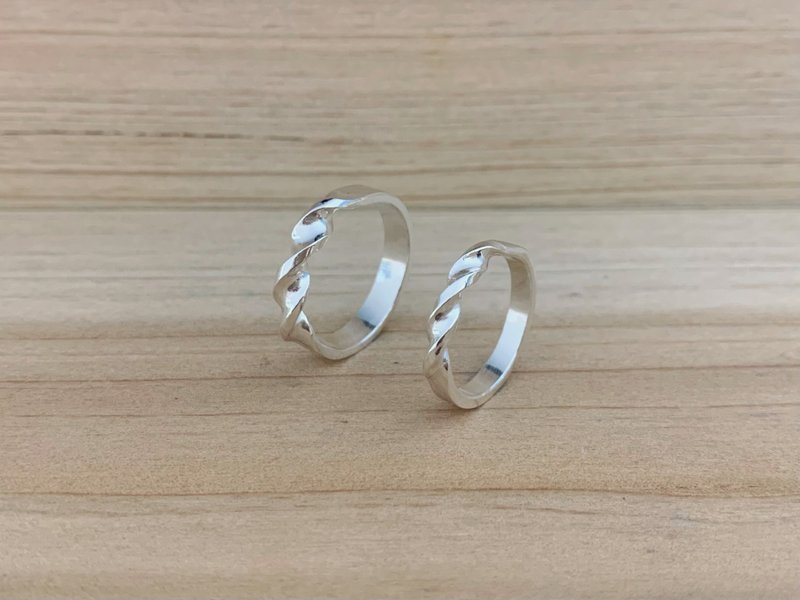 DNA Spiral Ring|Sterling Silver Ring|Couple|Customization|Handmade|Experience|Course|Taichung Metalworking - แหวนทั่วไป - เงินแท้ สีเงิน