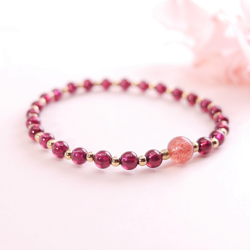 Ice Seed Strawberry Crystal Wine Red Stone 14KGF Natural Stone Bracelet - Bracelets - Crystal 