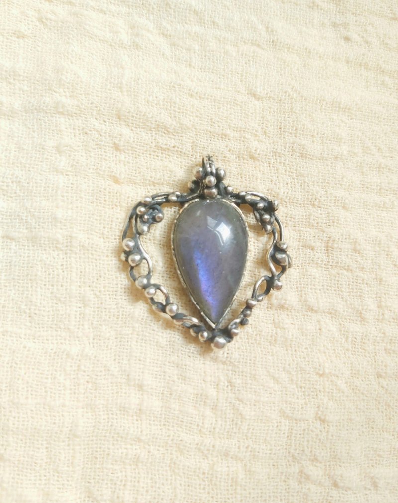 Purple Labradorite Goldwork Handmade Pendant - Necklaces - Sterling Silver 