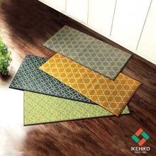 Lotus Rush Grass Yoga Mat: Woven with Japanese Tatami