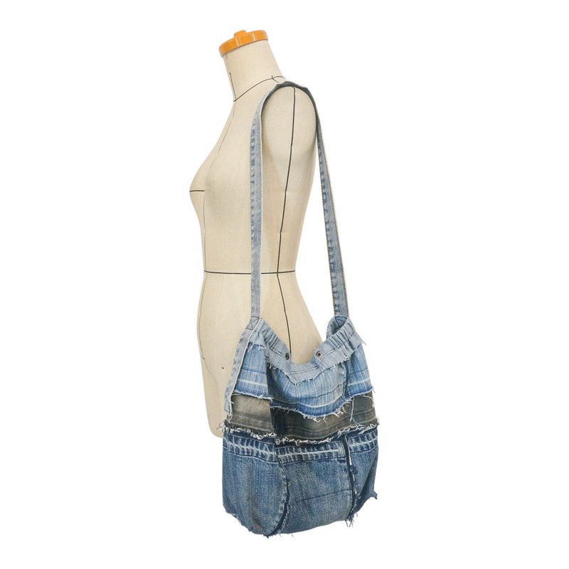 Aman Upcycling 環保牛仔拼接包系列 - 側背包/斜背包 - 其他材質 